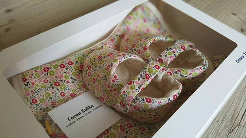 草地小红花 弥月礼盒三件组 - 满月礼盒 - 其他材质