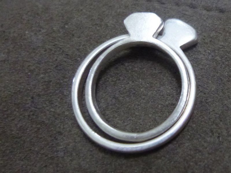 钻石 Diamond Ring 925纯银戒指 - 戒指 - 纯银 银色
