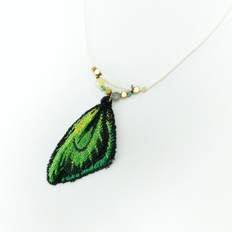 刺绣 蝴蝶 天然石蝶羽项链 / 绿鸟翼凤蝶 Richmond Birdwing Butterfly - 项链 - 绣线 绿色