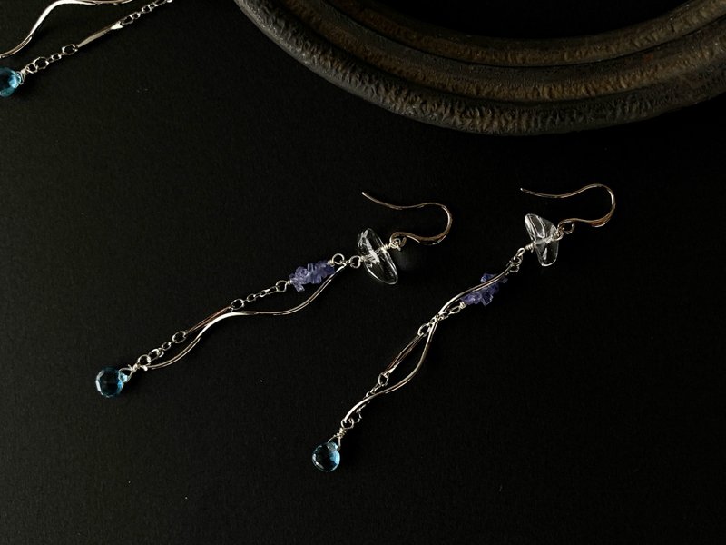 存在感を際立たせて成功に導くサファイア と ロンドンブルートパーズ と 水晶・ピアス/イヤリング【4月 と 9月 と 11月の誕生石】 - 耳环/耳夹 - 半宝石 蓝色