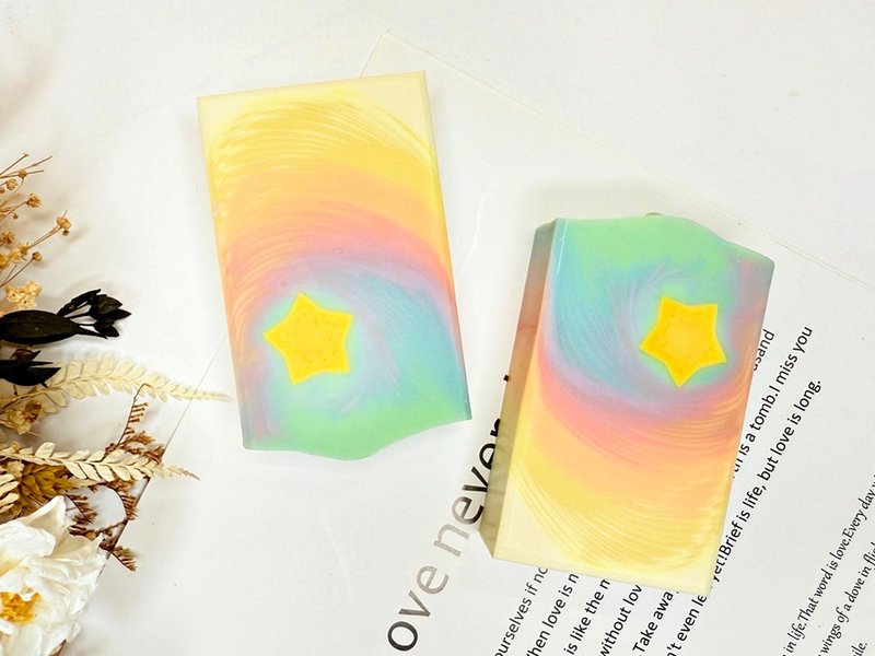 【预购】极光星空-30%橄榄可可润泽皂 交换礼物 圣诞节礼盒 - 肥皂/手工皂 - 环保材料