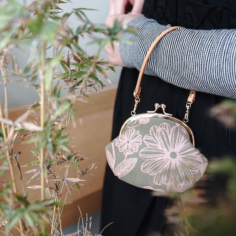 小满知足创意手挽口金包-森木草本/北欧森林系胖包-共三色/零钱包 - 皮夹/钱包 - 棉.麻