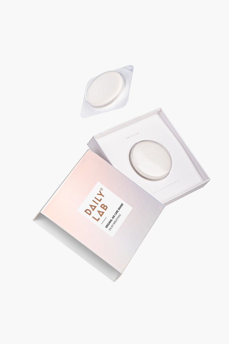 DAILYLAB小羊皮车载香薰替换香片补充装香膏汽车出风口香水替换芯 - 香薰/精油/线香 - 人造皮革