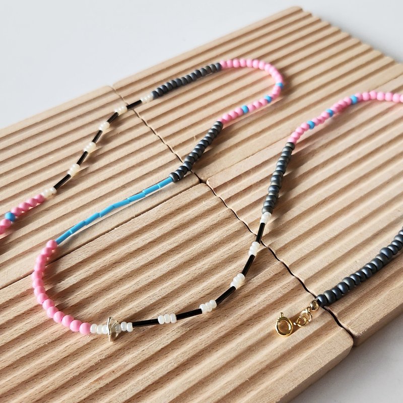 烟粉月影 Smoky Pink Moonlight  | 手工串珠项链 - 项链 - 其他材质 多色