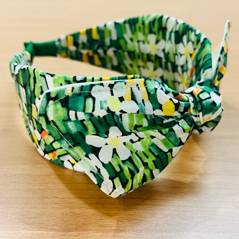 请MOYA 宽版手工发箍 花花 蓝 - 发饰 - 棉.麻 蓝色