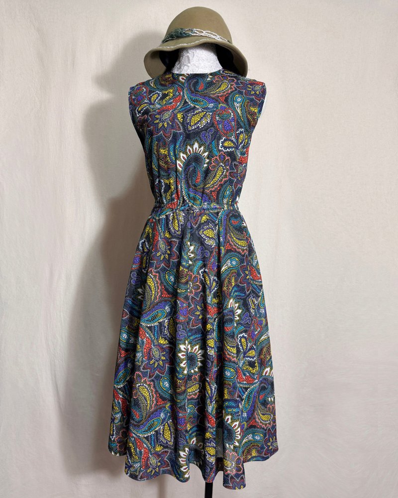 图腾多彩无袖古着洋装/ 国外带回 VINTAGE - 洋装/连衣裙 - 聚酯纤维 多色