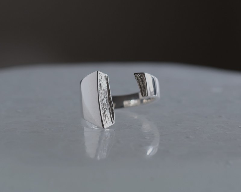 foss ring M尺寸 银戒指 silver925 中性款 - 戒指 - 其他金属 银色