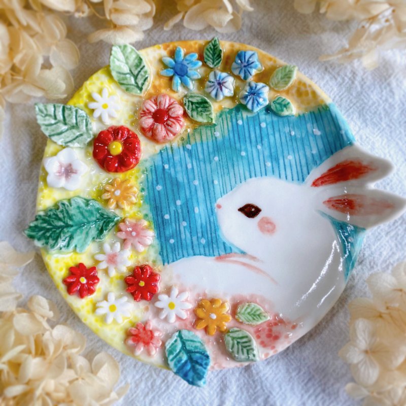 【手作盘子礼盒】花语月兔手捏盘|手作陶艺 - 盘子/餐盘/盘架 - 瓷 多色