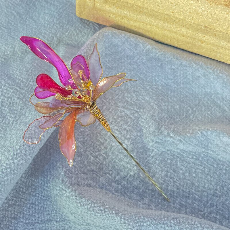 巧遇见心花束-自锁饰-水晶花胸针-1031 - 胸针 - 树脂