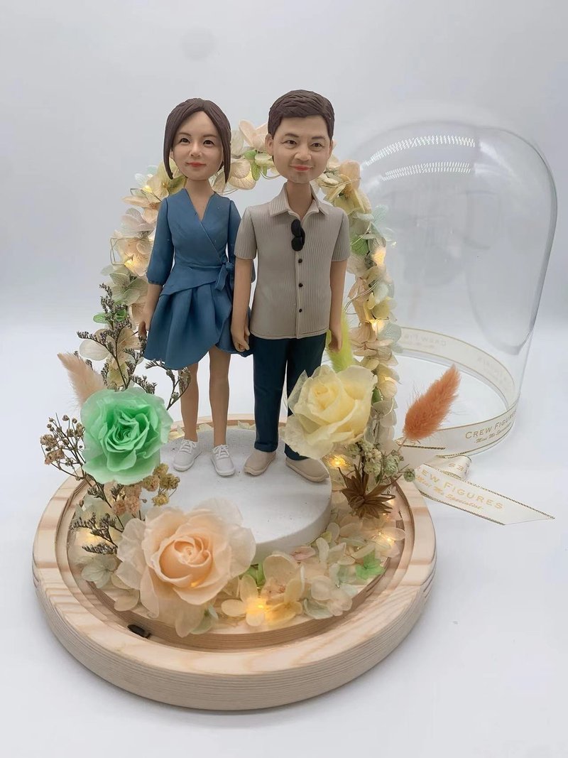 只限香港客户 真人版双人公仔永生花樽: 保鲜干花、定制化配搭 - 陶艺 - 陶 多色