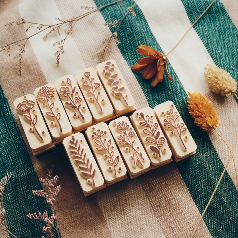 手工橡皮章 | 花草随笔 A 花草应用章 1.5X4cm (共10款) - 印章/印台 - 橡胶 咖啡色