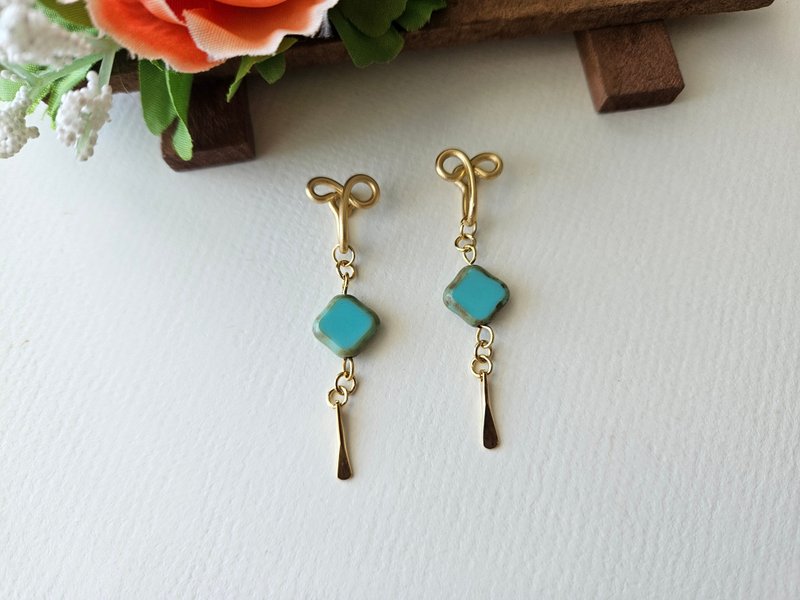 【漫漫】蓝色~无痛耳夹、夹式耳环、耳钩 - 耳环/耳夹 - 其他材质 蓝色