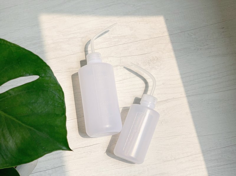 【加购】植物弯嘴浇水器 @JU多肉 - 水瓶/水壶 - 塑料 白色