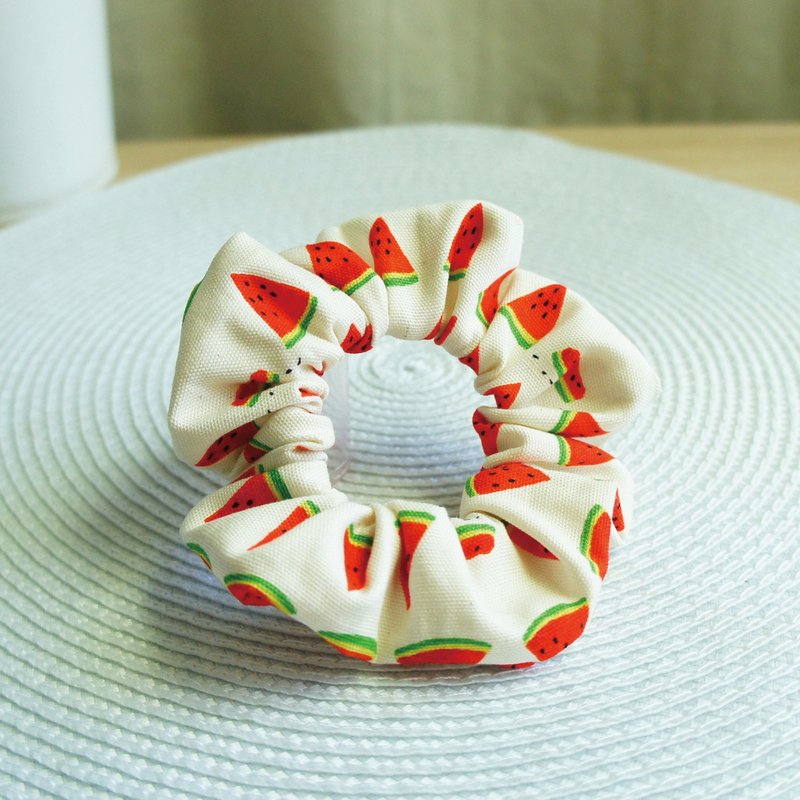 Lovely日本布【西瓜切片发束、米】大肠圈 - 发饰 - 棉.麻 白色