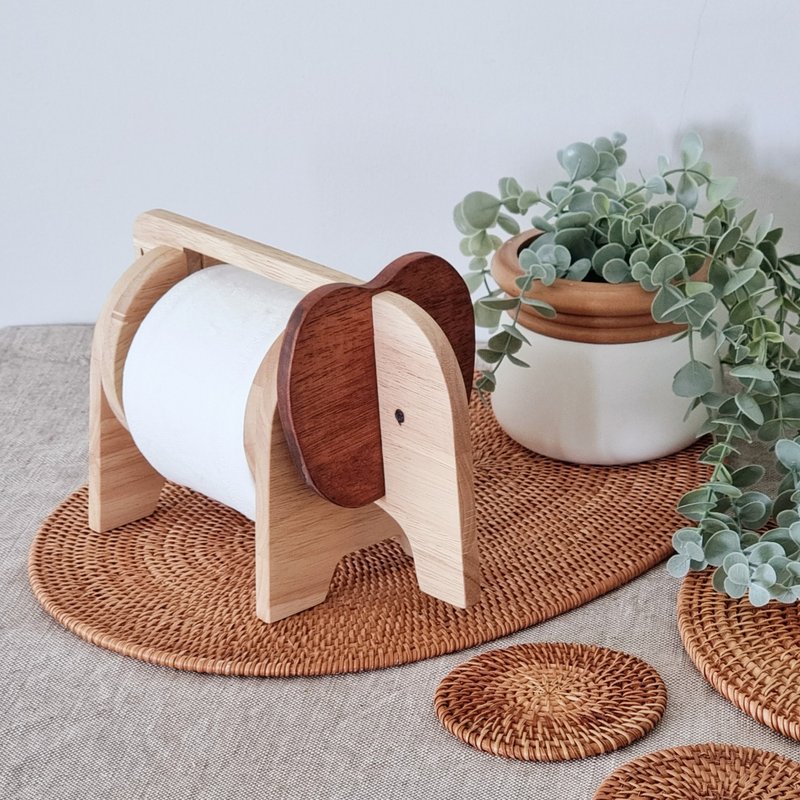 Wooden tissue paper holder elephant shape - woodwork from Chiang Mai - 纸巾盒 - 木头 咖啡色