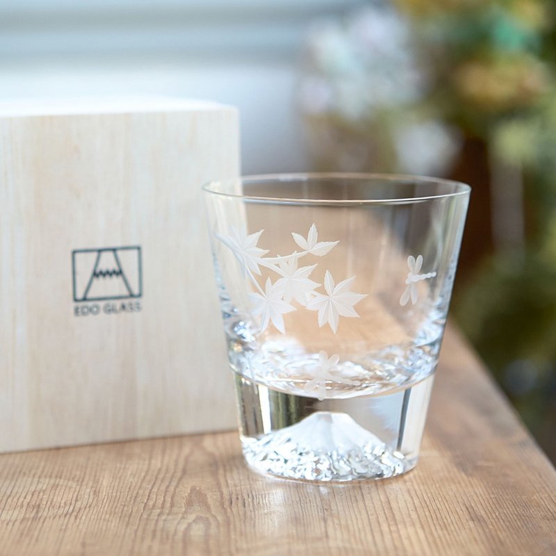 【质感礼物】日本田岛硝子 日本制富士山雕花威士忌杯-红叶 - 酒杯/酒器 - 玻璃 透明