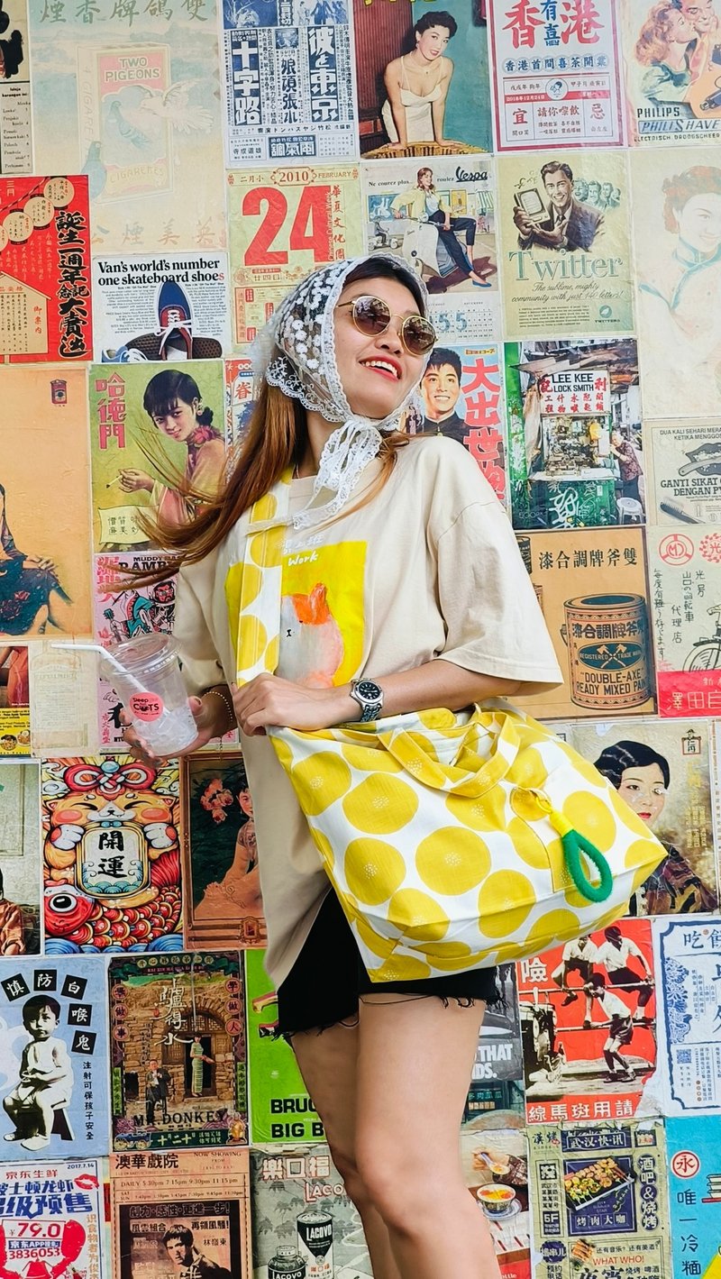 绿色圆点日式斜挎包和免费钥匙扣 - 侧背包/斜挎包 - 棉.麻 黄色