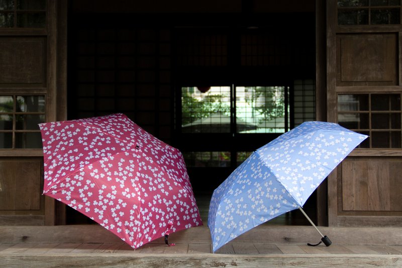 UrbaneUmbrella 缤纷小碎花抗UV晴雨伞 – 绯红&限量蓝 - 雨伞/雨衣 - 其他人造纤维 多色