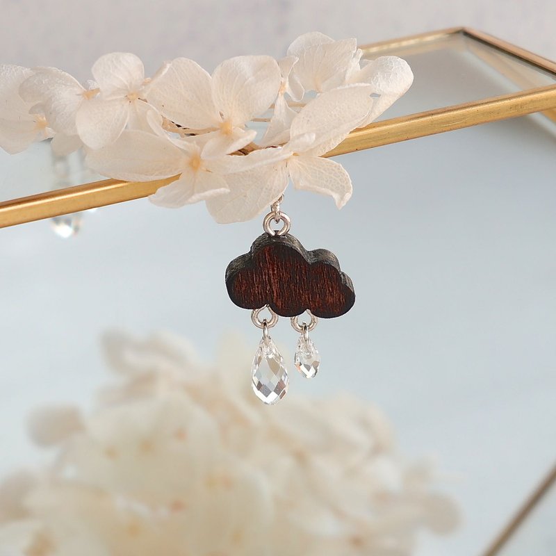 手工木制吊饰  下雨  吊饰 礼物订制 - 吊饰 - 木头 咖啡色