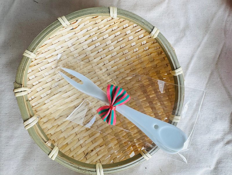 陶瓷造型叉子 /两入一包装 /婚礼小物/探房礼进场礼感恩礼桌上礼 - 餐刀/叉/匙组合 - 陶 粉红色