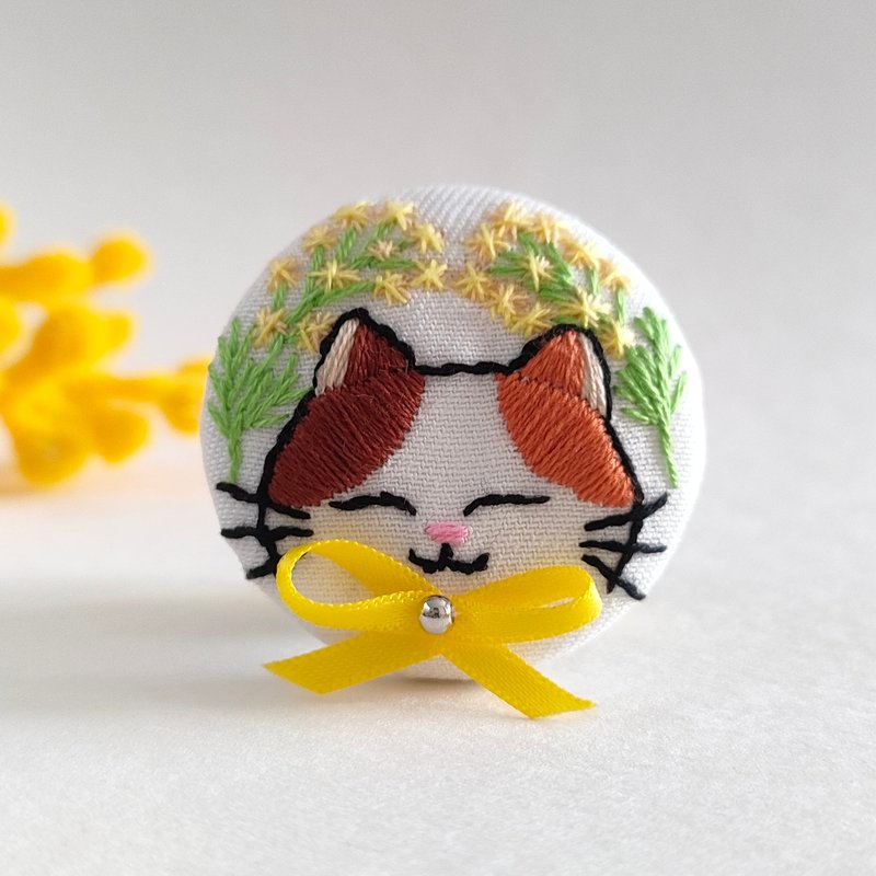 蓬松的含羞草和猫刺绣胸针或发带 - 胸针 - 棉.麻 黄色