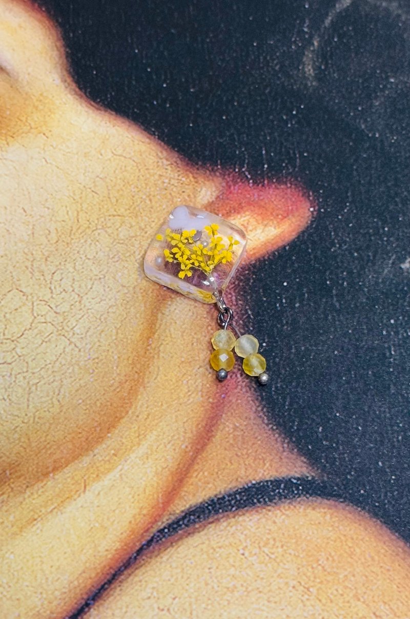 干花系列 - 小黄花水晶珠耳环 - 耳环/耳夹 - 植物.花 黄色