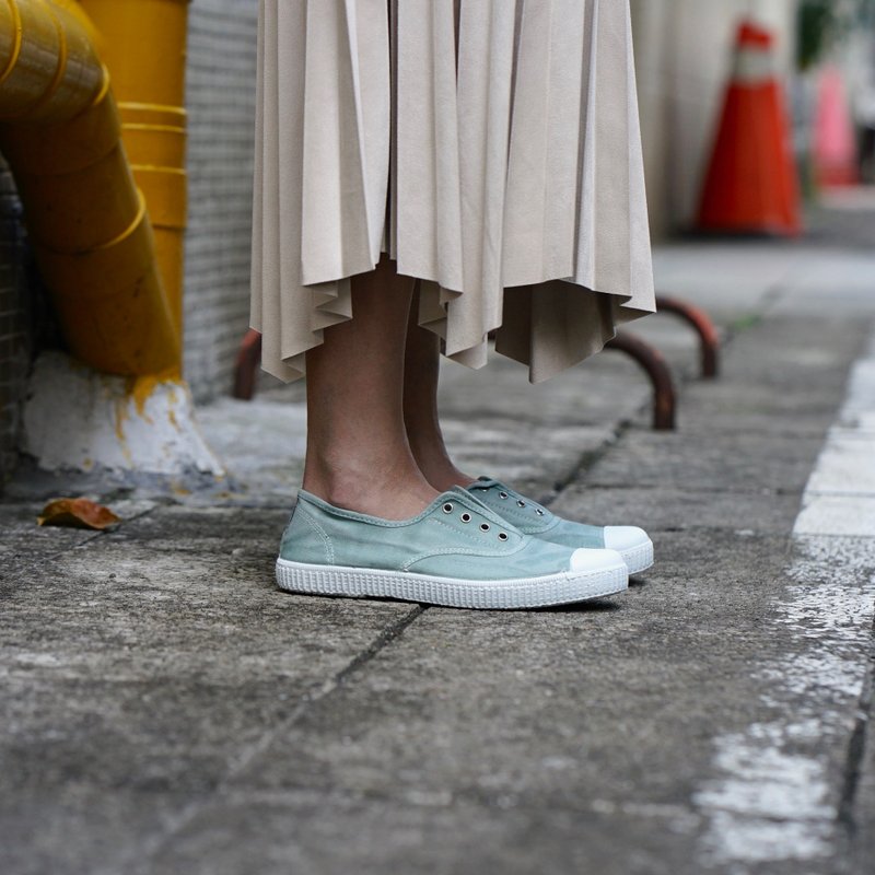 西班牙国民帆布鞋 CIENTA  70777 164 淡绿色 洗旧布料 大人 - 女款休闲鞋 - 棉.麻 绿色