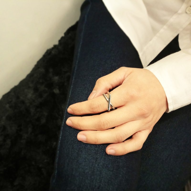 squre round ring_方圆戒指 | 925纯银 限量 设计师手作 - 戒指 - 银 银色