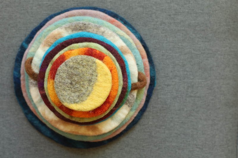 羊毛出在羊山上 羊毛毡  隔热垫 温暖 星球 - 餐垫/桌巾 - 羊毛 红色