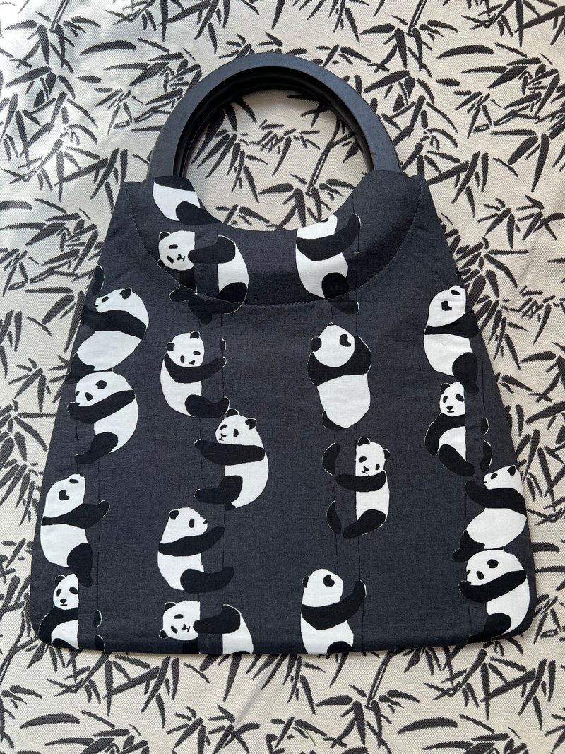 熊猫把手包/手提包 手拿包 提袋 手挽袋 有内袋  圆柄 可爱 手拎 - 手提包/手提袋 - 棉.麻