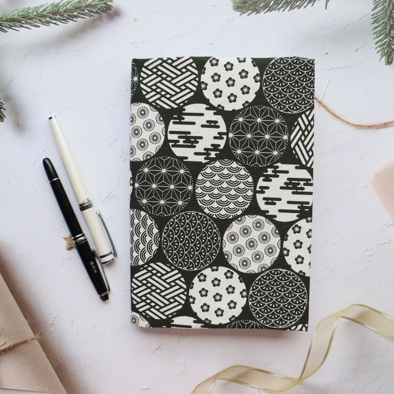 【缘-绿】书衣 布书衣 可调式书衣 手工书衣 A4 A5 A6 B6 20K 16K - 书衣/书套 - 棉.麻