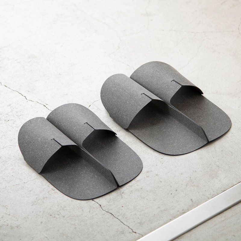 【SOGU】MONOFORM SLIPPERS 摆放姿态也讲究的拖鞋 - 室内拖鞋 - 环保材料 灰色