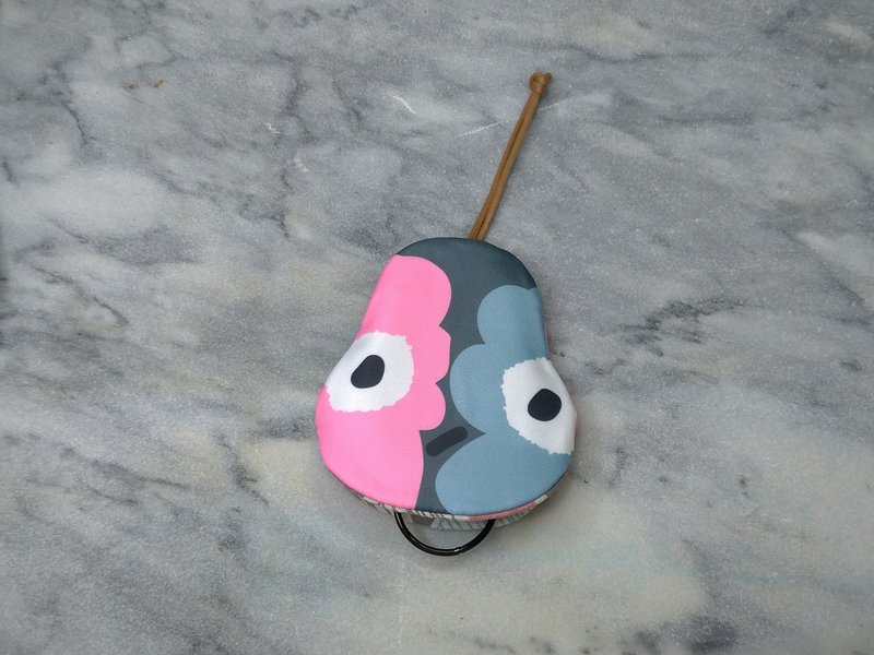 大花朵 梨型防水钥匙包【K201214】 - 钥匙链/钥匙包 - 棉.麻 多色