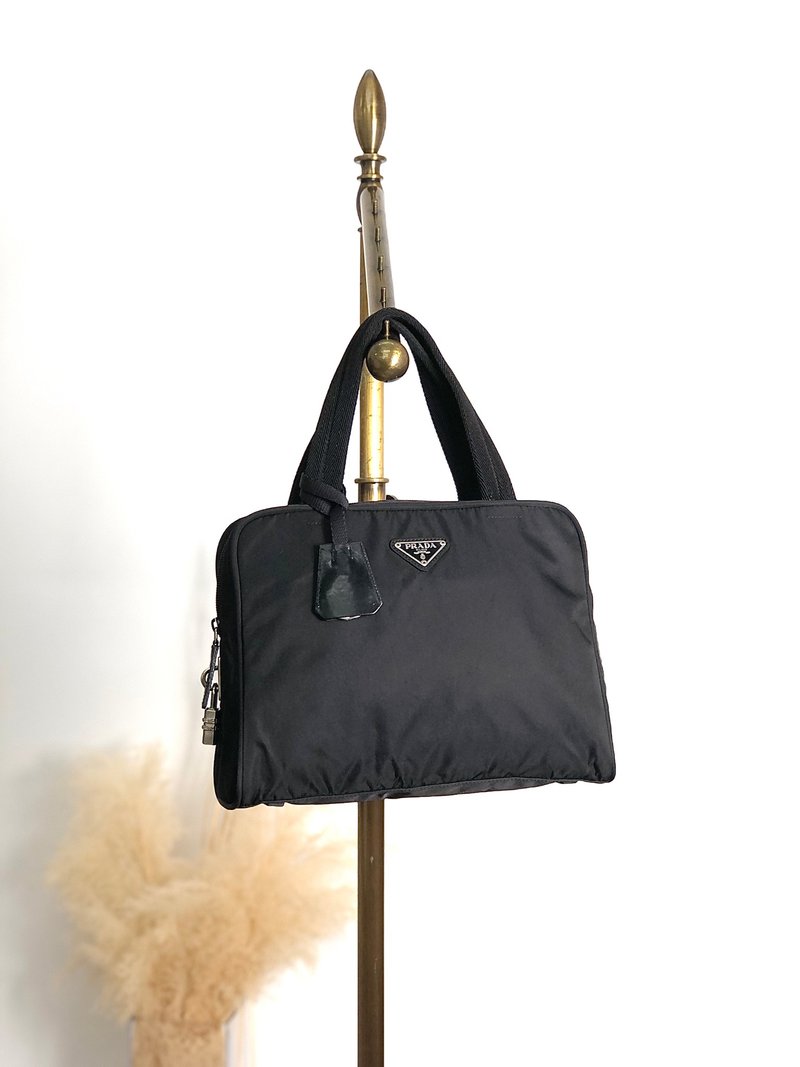 【 日本直送 名牌二手包 】PRADA 普拉达 手提包 黑色 三角标志 锁头 尼龙 vintage 古着 47smar - 手提包/手提袋 - 尼龙 黑色