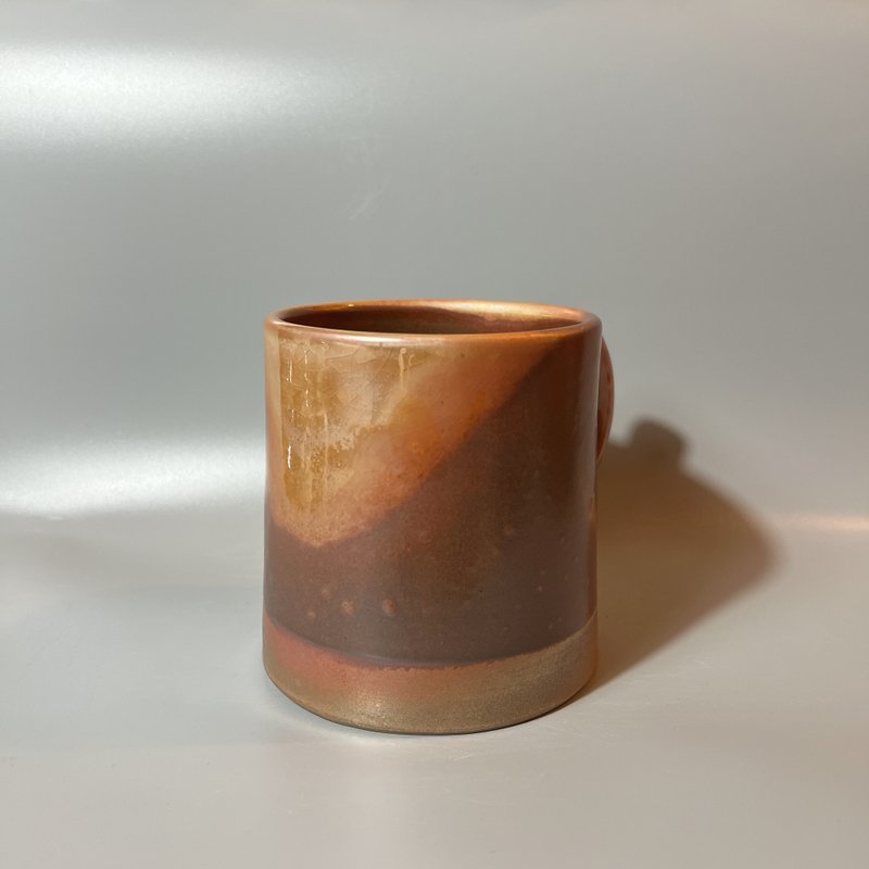 柴烧志野600cc超大马克杯 / 啤酒杯 / 小平凡手作 - 茶具/茶杯 - 陶