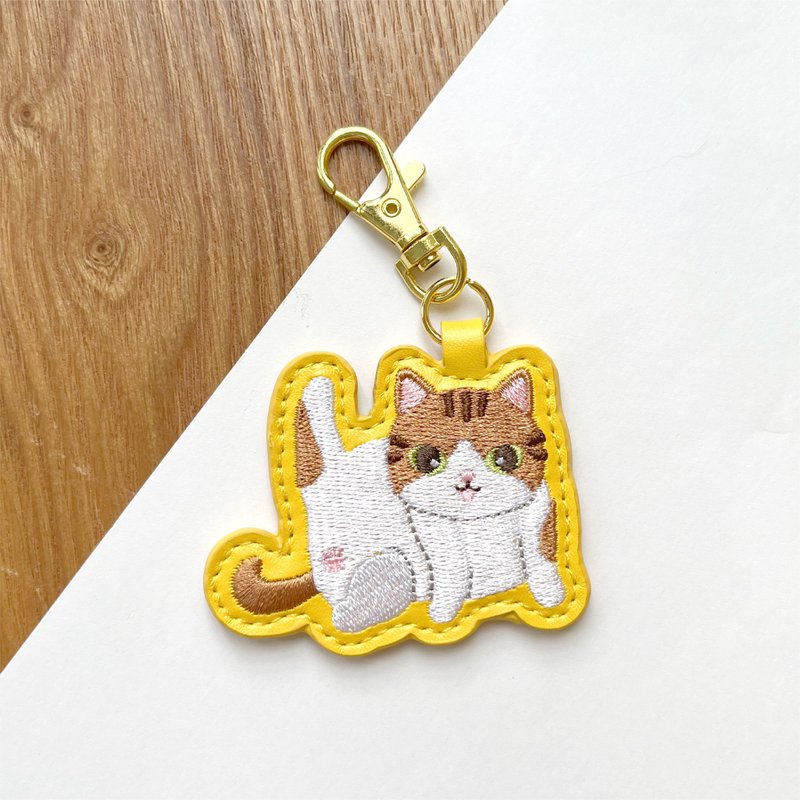Meow 啡白猫猫黄色匙扣匙圈挂饰 - 钥匙链/钥匙包 - 其他材质 黄色