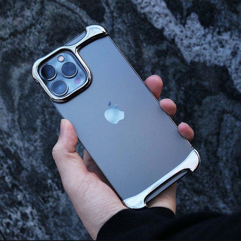 ARC | Arc Pulse iPhone 15 Pro Max 手机壳 镜面银 - 手机壳/手机套 - 铝合金 银色