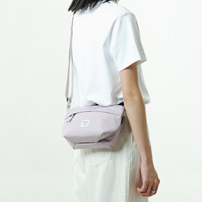 LUNA简约时尚外表之下能妥善收纳您的日常必需品简约轻巧斜背包 - 侧背包/斜挎包 - 环保材料 紫色