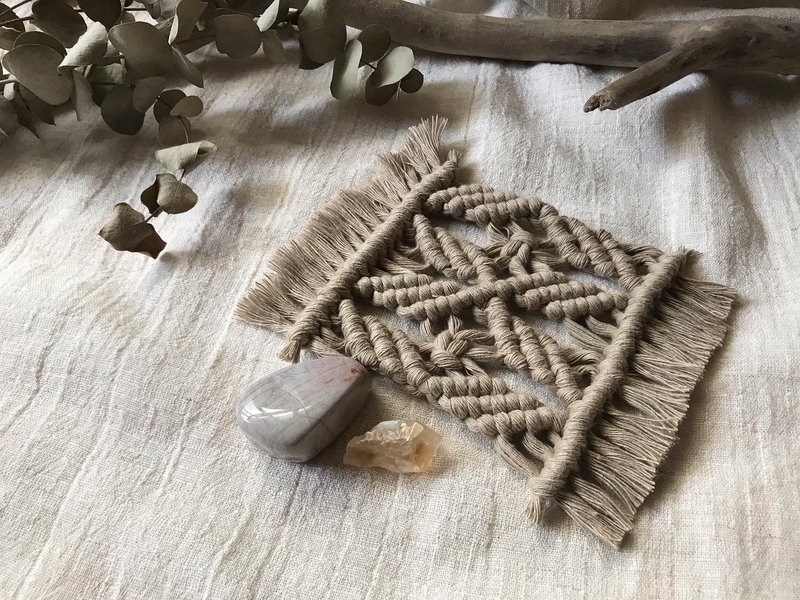 原矿组合-macrame卡其小毯/木化石&幻影黄水晶 - 摆饰 - 棉.麻