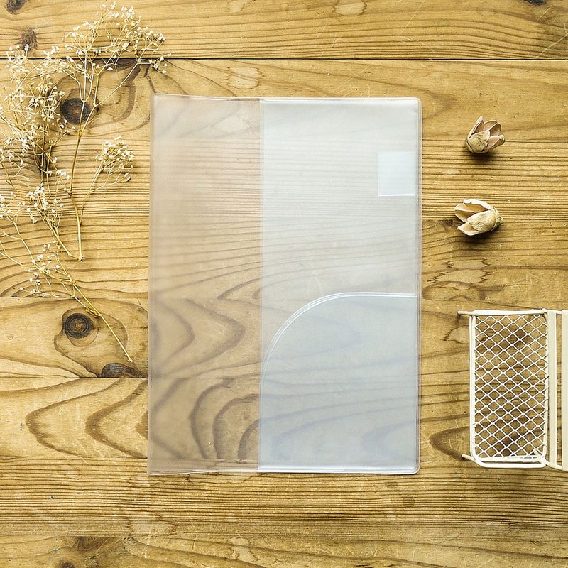 A5 雾面书套(旧款宝宝手册可用) - 书衣/书套 - 塑料 白色