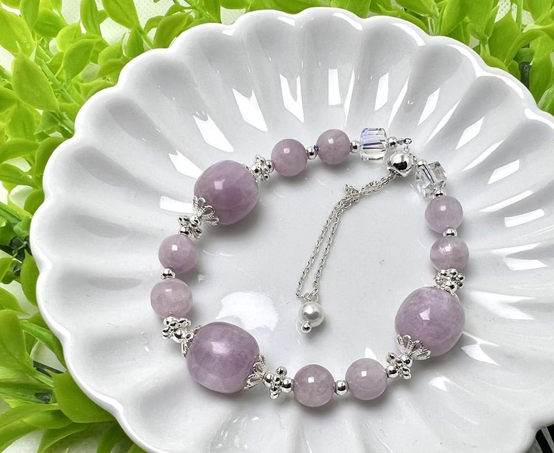 【莫名奇妙杂货店】优雅天然紫锂辉手链 - 手链/手环 - 水晶 紫色