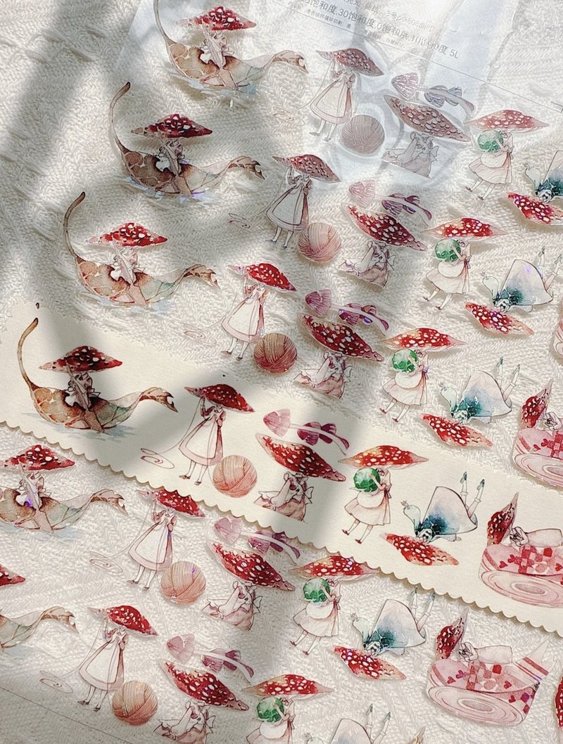 蘑菇小姐 (1) 可愛い少女 PET 和紙膠帶 貝殼光 10米卷 台灣製 - 纸胶带 - 其他材质 多色