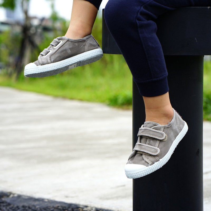 西班牙国民帆布鞋CIENTA 78777 170 浅灰色 洗旧布料 童鞋 魔鬼毡 - 童装鞋 - 棉.麻 灰色