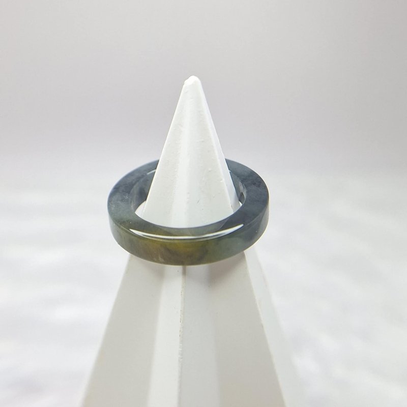 冰胶乌鸡戒指 玉戒 国际围近8 内径14.9 | 天然缅甸玉A货翡翠 - 戒指 - 玉石