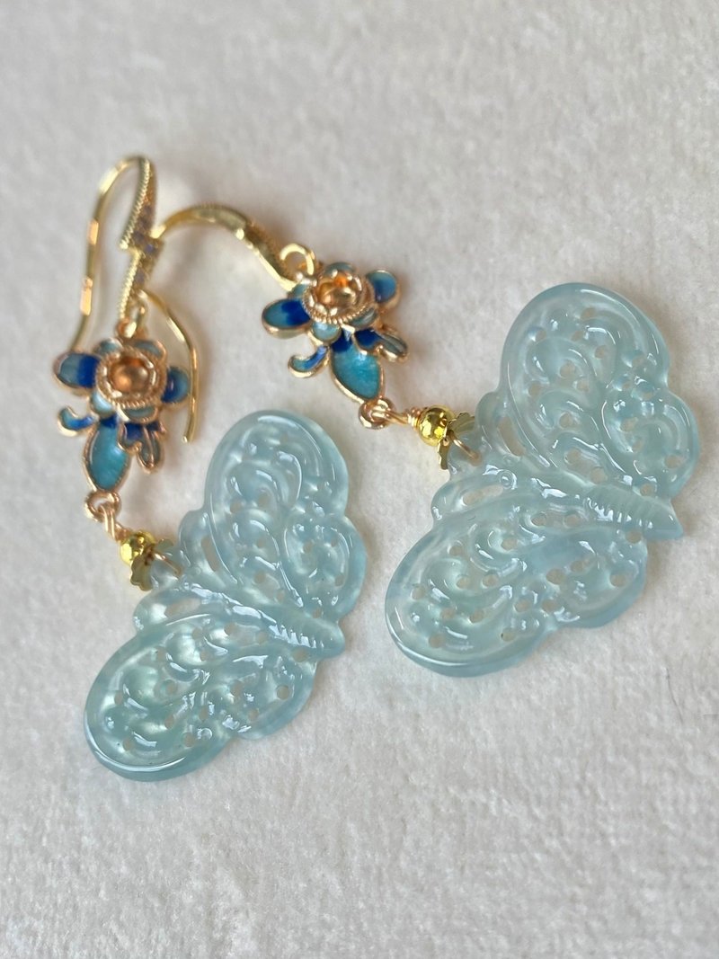 纯银系列 - 白冰蝴蝶形翡翠纯银耳鈎 - 耳环/耳夹 - 玉石