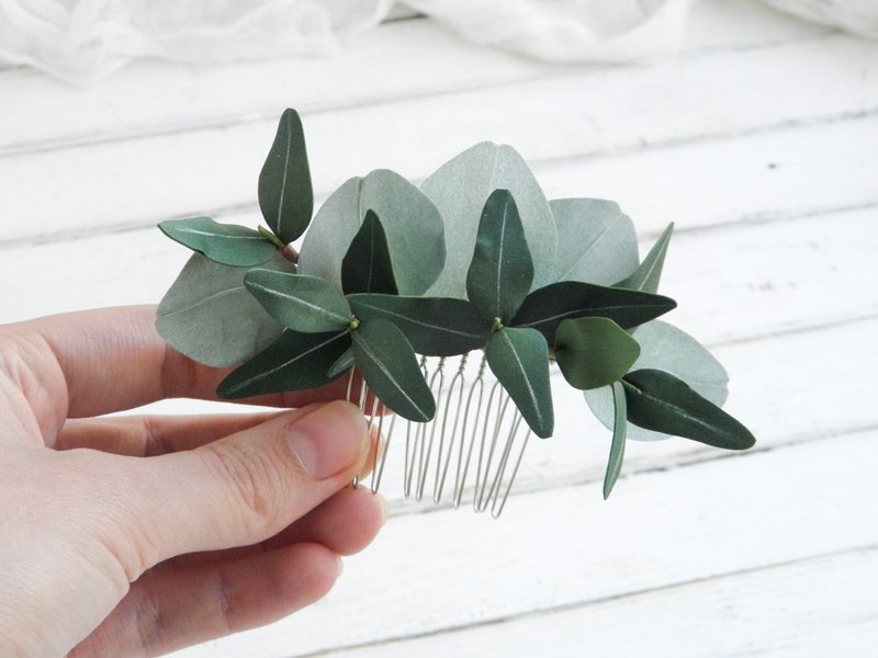 Bridal hair comb Eucalyptus leaves hair piece Flowers hair comb bride - 发饰 - 其他材质 绿色
