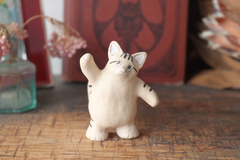 棕色虎斑猫迷你模型 - 玩偶/公仔 - 陶 卡其色