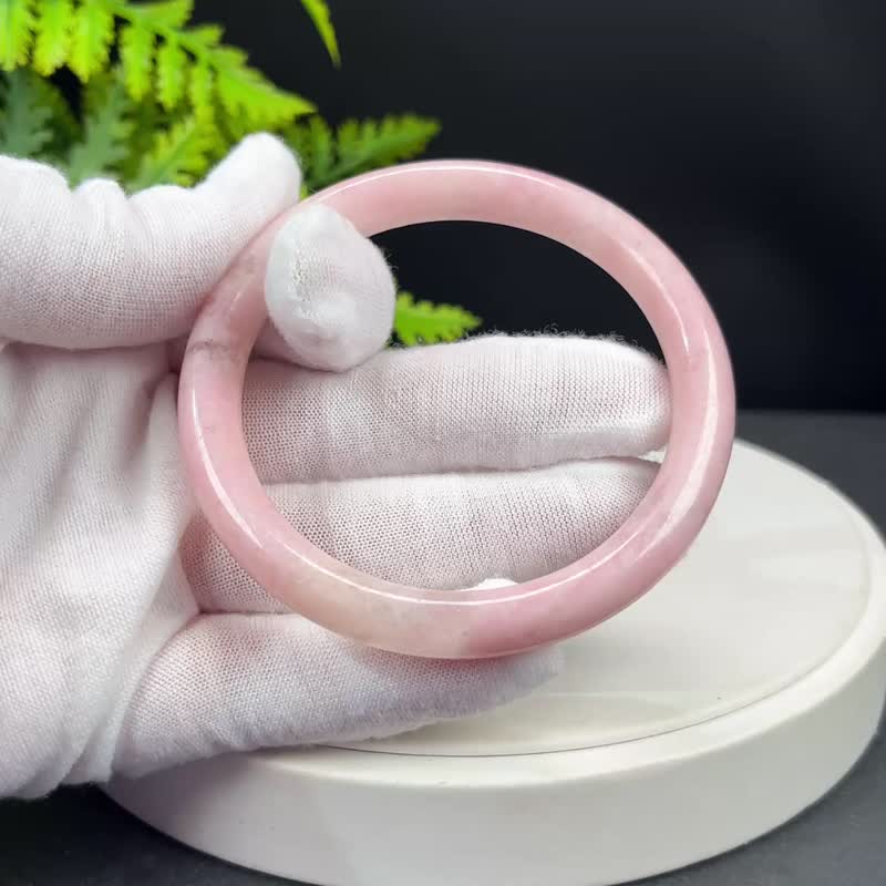 精美 玫瑰蛋白石手镯 57MM 玉化圆条粉色欧泊手环 灵感平和心轮 - 手链/手环 - 宝石 粉红色