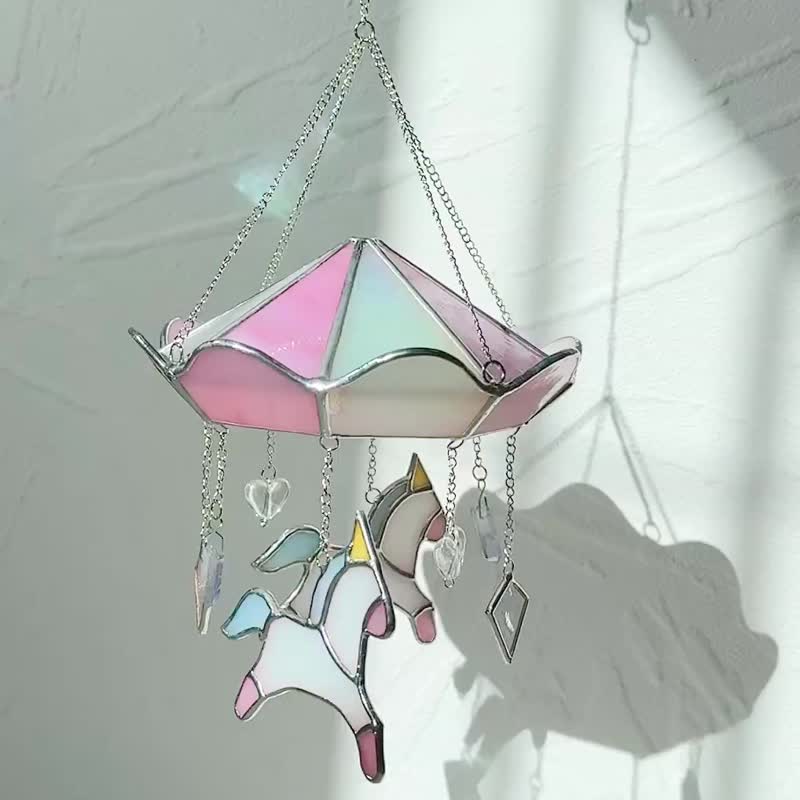 旋转木马独角兽原版,彩色玻璃捕光器,手工制作 - 摆饰 - 玻璃 多色