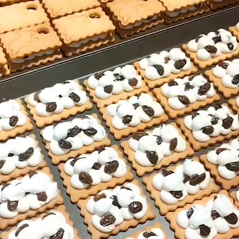 兔追月、莱姆葡萄、法式酥香奶油夹心饼干、手作甜点、限 - 蛋糕/甜点 - 新鲜食材 橘色